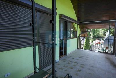 Casă cu 5 camere cu Garaj în Văliug - 33