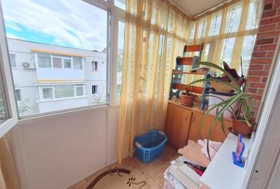 Apartament  2 camere semidecomandat, mobilat si utilat, zona Narcisa - 8