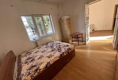 Casa 6 camere - Centru - Tomis I - 188.000 euro (Cod E8+E10) - 3