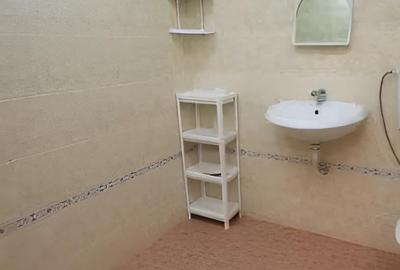 Apartament cu 2 camere decomandat în Rahova
