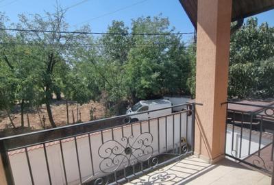 Casă cu 4 camere cu Teren 260 Mp în Central - 4