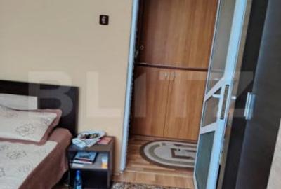 Apartament cu 2 camere semidecomandat, mobilat în Micro 4 - 5