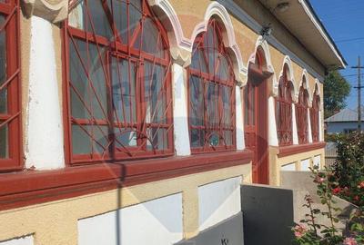Casă cu 3 camere cu Teren 1000 Mp în Negoi - 1