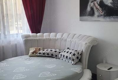 Inchiriez apartament 3 camere - 4