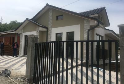 Casă cu 4 camere cu Teren 500 Mp în Făget