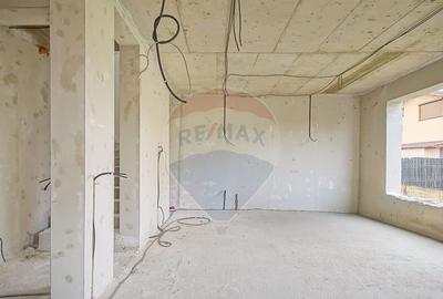 Casa spa?ioasa la gri, 4 camere, 3 bai, teren 500 mp ... - 24