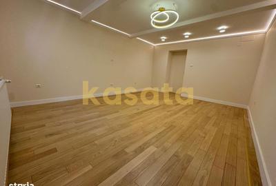 Apartament cu 5 camere în Romană - 16