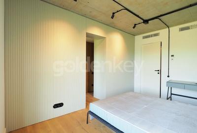 Apartament Loft spatios cu 4 camere | terasa 32mp - 16