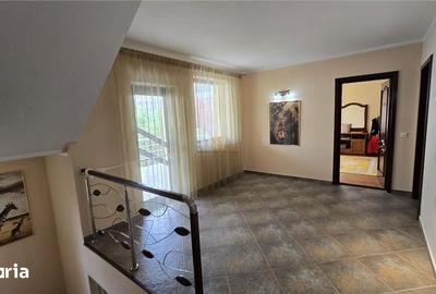 Casă cu 6 camere cu Teren 700 Mp în Vama - 6