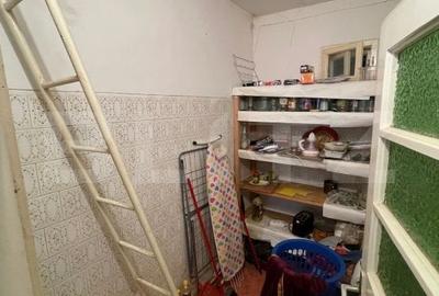 Casa de vanzare cu 4 camere, 120 mp, zona 14 Mai - 15