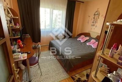Apartament decomandat etj 3 - 10