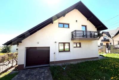 Casă cu 4 camere cu Teren 650 Mp în Central