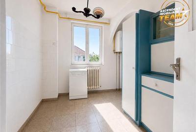Apartament cu 3 camere decomandat, mobilat în Simeria - 3