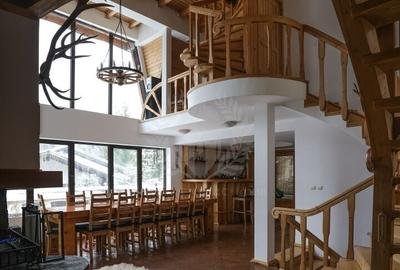 CASA DE VACANTA//PENSIUNE// AZUGA - 1