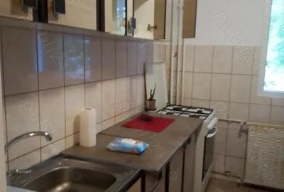 Apartament cu 2 camere decomandat în Apărătorii Patriei - 4