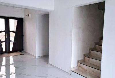 Casă cu 4 camere în Central - 12