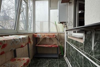 Apartament cu 3 camere decomandat în Păcurari - 2