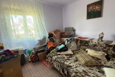 Casă cu 4 camere cu Teren 1053 Mp în Central - 10