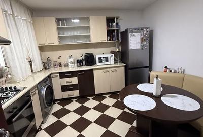 Apartament cu 3 camere decomandat în Sebastian - 5