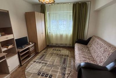Apartament  modest, 2 camere zona Gheorghe Lazar - 2