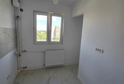 Apartament cu 2 camere decomandat în Titan - 10