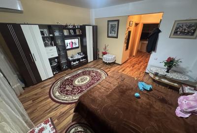 Garsonieră / Studio zona Poarta 6 - 1