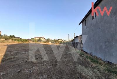 Teren de 2502 mp, în Central - 1