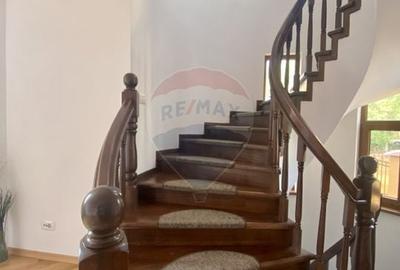 Casă individuală cu 8 camere cu Canalizare în Aviației - 7