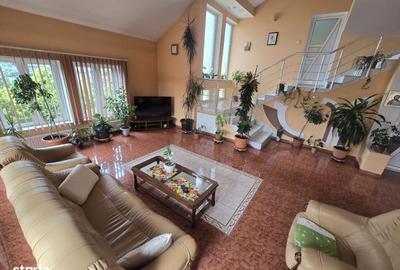 Casă cu 4 camere în Lucian Blaga - 2