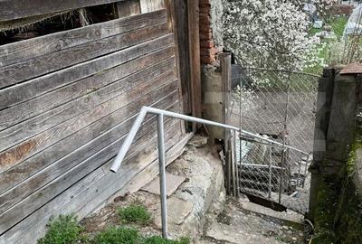 Casă cu 2 camere cu Teren 300 Mp în Central - 2