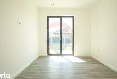 Casă cu 5 camere cu Teren 657 Mp în Florilor - 8