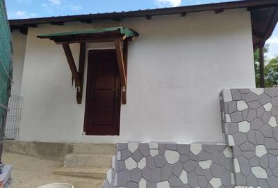 Casă cu 2 camere cu Teren 340 Mp în Breaza de Jos - 9