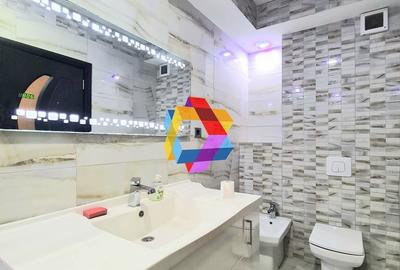 Garsonieră decomandată în Tractorul