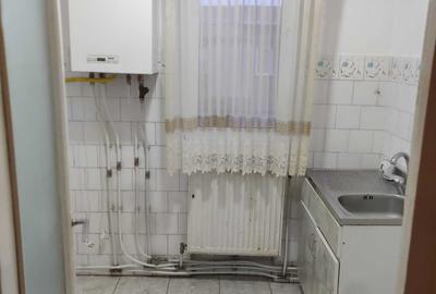 Apartament cu 2 camere decomandat în Dărmănești - 2