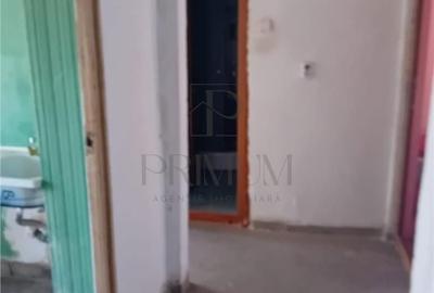 Apartament cu 2 camere decomandat în Gura Văii - 11