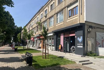 Spațiu comercial, de 50 mp, în Ultracentral - 2