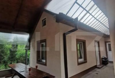 Casă cu 5 camere cu Teren 300 Mp în Central - 11