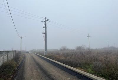 Vand teren - lot de casa in Sabareni - drum asfaltat, utilitati - 0% comision - 8