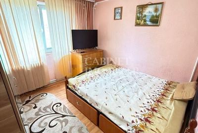 Apartament cu 3 camere semidecomandat, mobilat în Alexandru cel Bun - 2