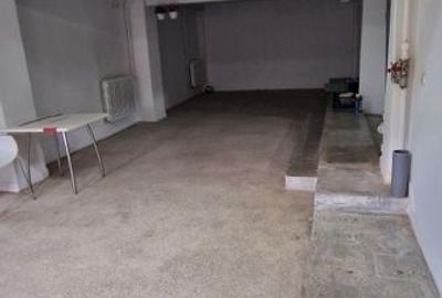 Coiciu, o vila construita pe cadre de beton, bine compartimentata. - 29