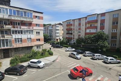 Apartament cu 3 camere în Central - 12
