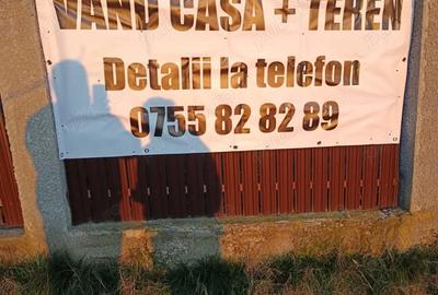 Casă cu 5 camere cu Teren 4500 Mp în Laza - 4