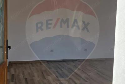 Casă cu 2 camere cu Teren 226 Mp în Hoghilag