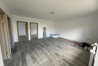 Exclusivitate! Casa cocheta la sol, 3 camere, partea dreapta, Valu lui Traian! - 3