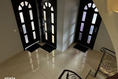 Casă cu 2 camere cu Teren 40 Mp în Central - 8