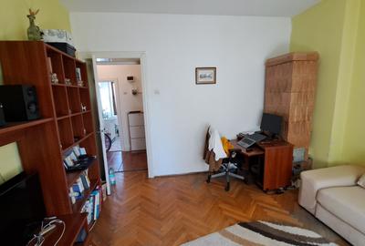 APARTAMENT 2 CAMERE IN BLOC DE 2 ETAJE - 7