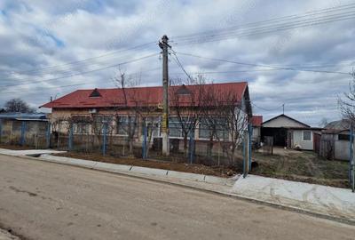 Se ofera spre vanzare / inchiriere cladire cu spa?iu comercial - 17