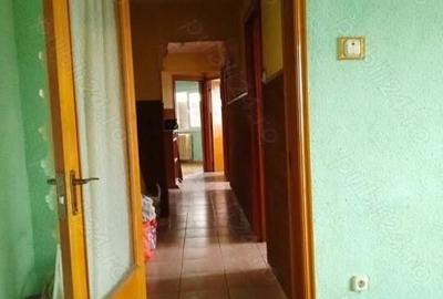 Apartament cu 3 camere decomandat în Dacia - 5