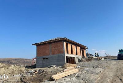 Casă cu 4 camere cu Teren 501 Mp în Chinteni