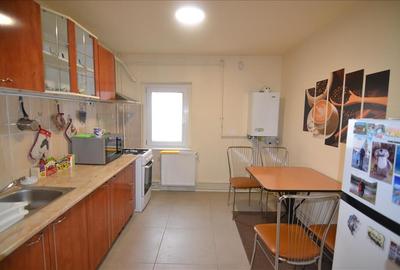 Apartament cu 3 camere decomandat în Județean - 4